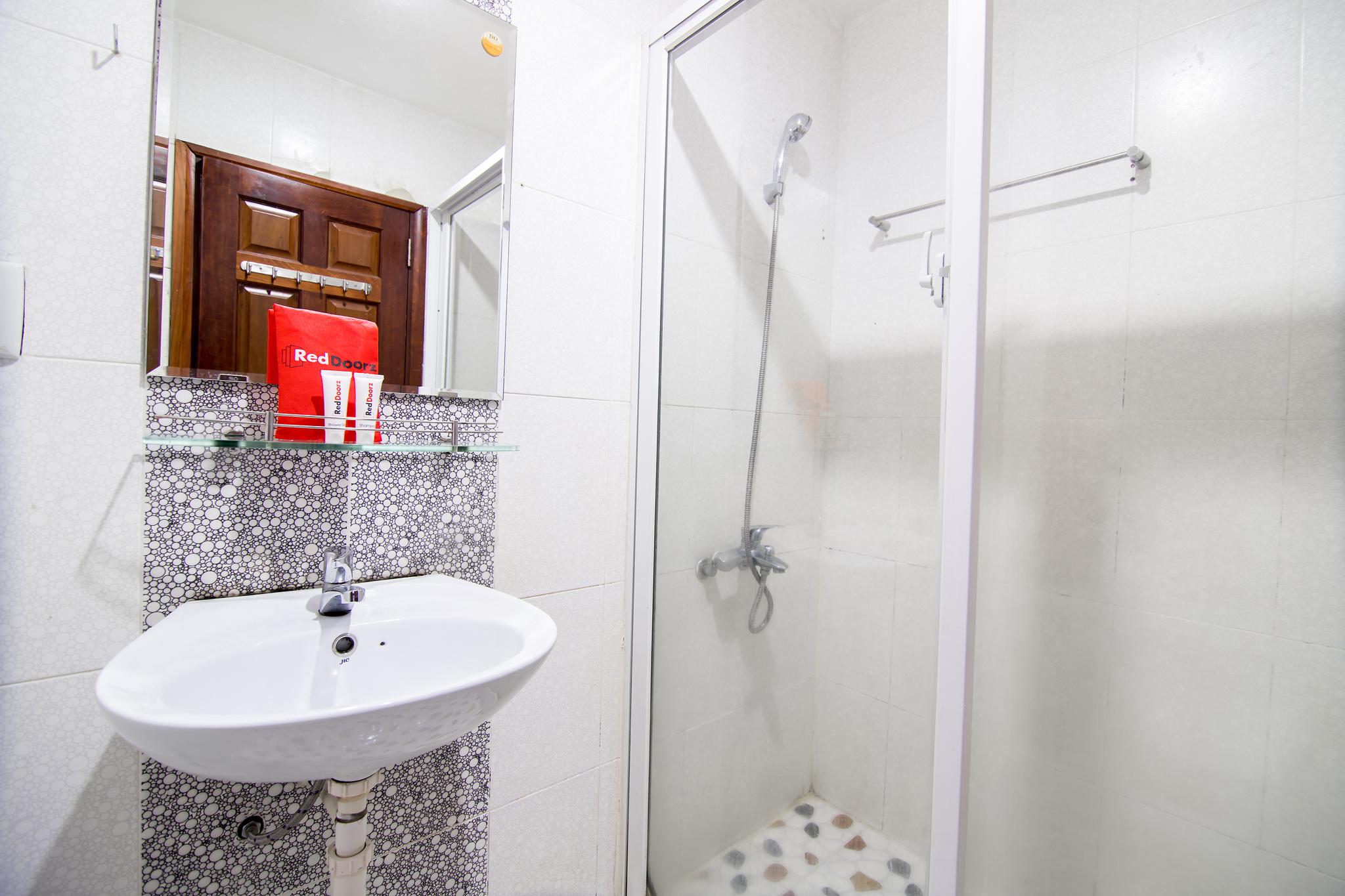Reddoorz Plus @ Pham Ngu Lao 2 Ho Şi Min Dış mekan fotoğraf